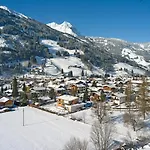 Gaestehaus Schernthaner *