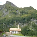 Gaestehaus Schernthaner *