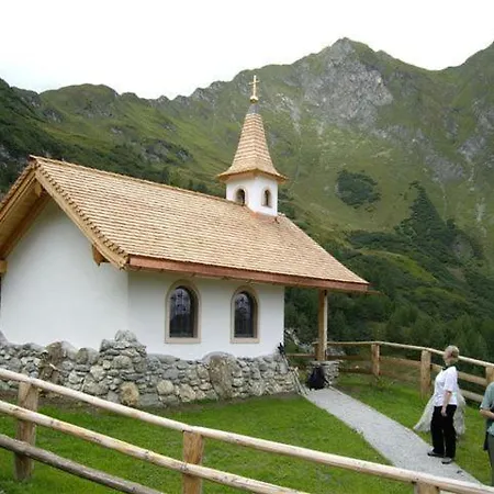 Apartment Gaestehaus Schernthaner *