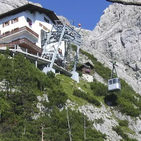 Gastehaus Schernthaner شقة *