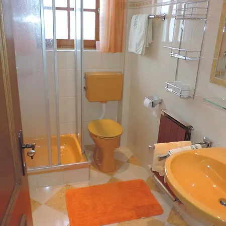 Gaestehaus Schernthaner Apartment *