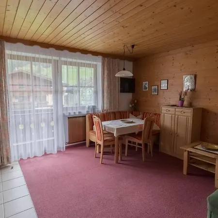 アパート Gaestehaus Schernthaner *