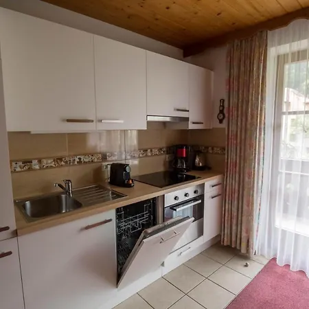 Gastehaus Schernthaner شقة *