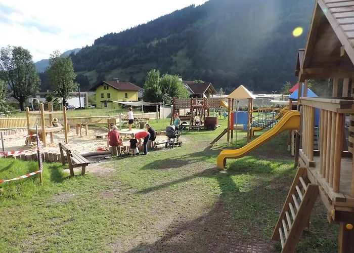 Gaestehaus Schernthaner 公寓