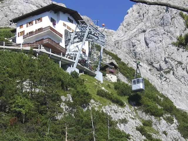 Gaestehaus Schernthaner 公寓 *