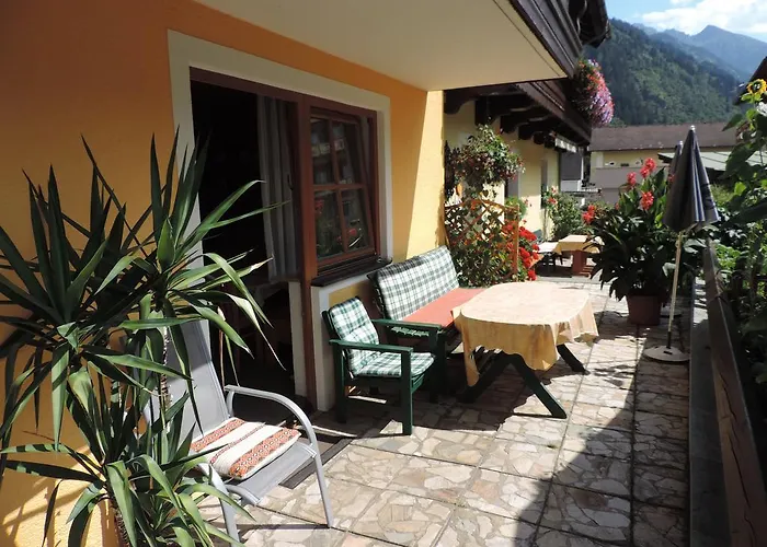 Gaestehaus Schernthaner *